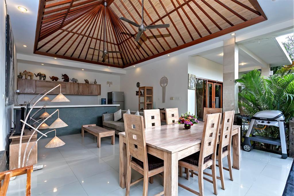 סמיניאק Rumah Indah Villa מראה חיצוני תמונה
