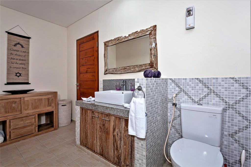 סמיניאק Rumah Indah Villa מראה חיצוני תמונה