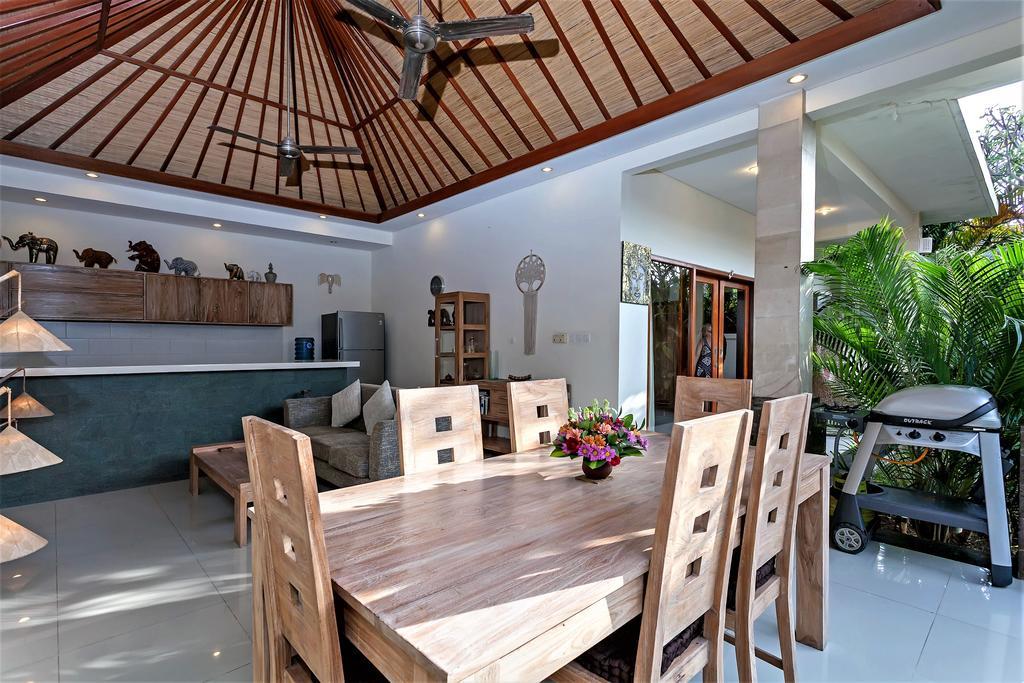 סמיניאק Rumah Indah Villa מראה חיצוני תמונה