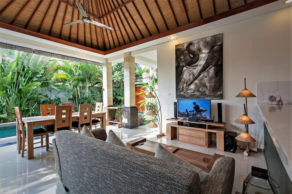 סמיניאק Rumah Indah Villa מראה חיצוני תמונה