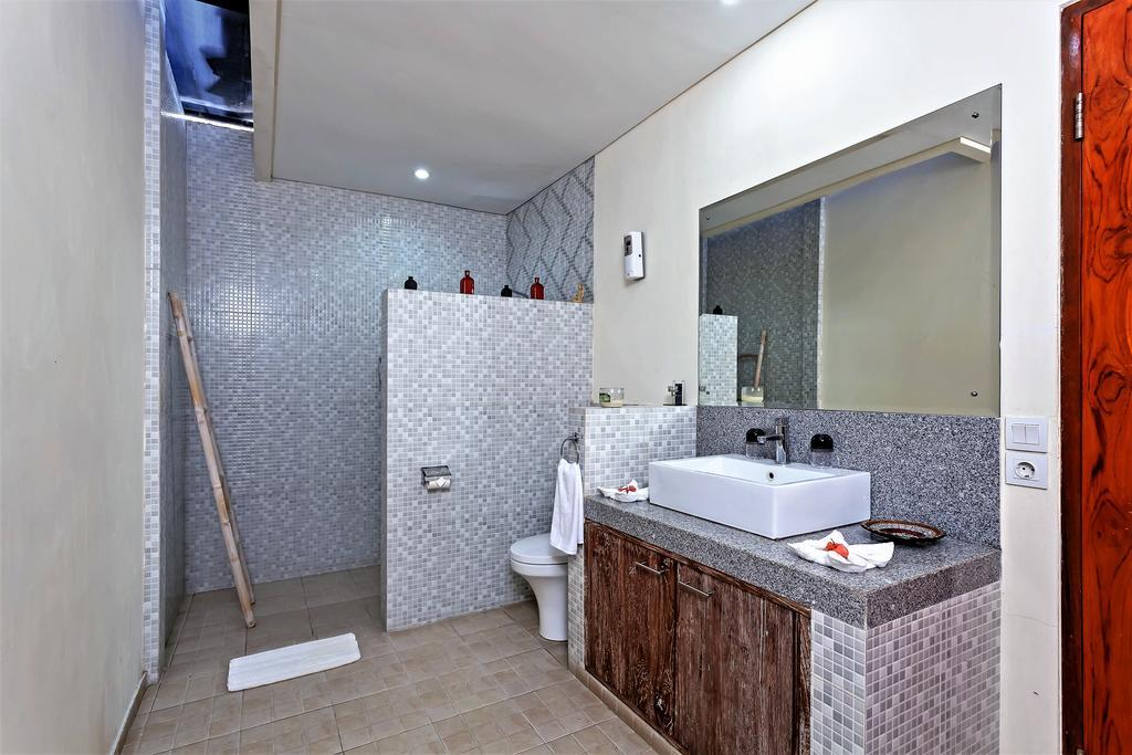 סמיניאק Rumah Indah Villa מראה חיצוני תמונה