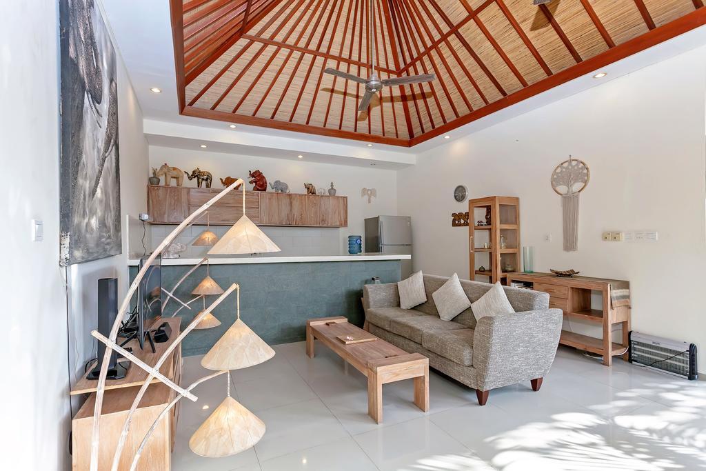 סמיניאק Rumah Indah Villa מראה חיצוני תמונה