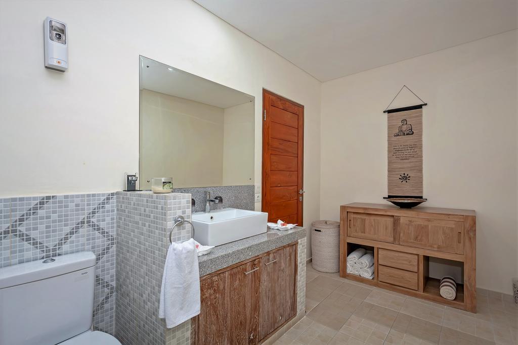 סמיניאק Rumah Indah Villa מראה חיצוני תמונה